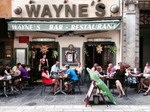 Waynes Bar