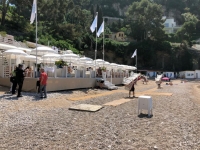 2 private beaches at Cap Dagne closed down by authorities on day before the Grand Prix weekend